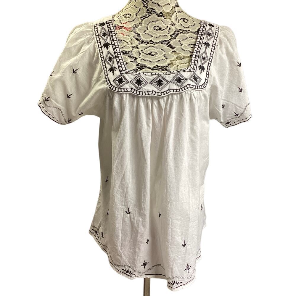 DOTS white peasant-style black embroidery square neckline Large